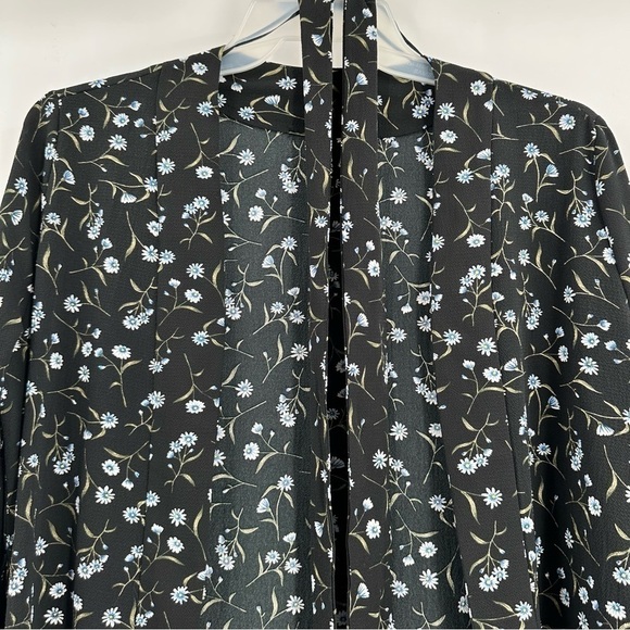 DIVIDED H&M Women’s Black Crepe Fabric w/Blue Floral Print Jacket Size Large - Picture 8 of 16